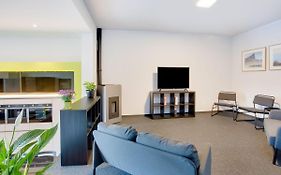 Modern Holiday Home In Scherpenheuvel With Infrared Sauna